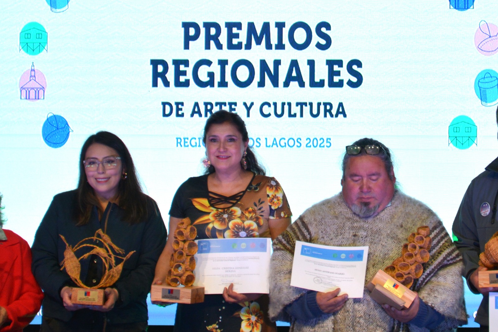 premio-mujer-destacada-2025-3